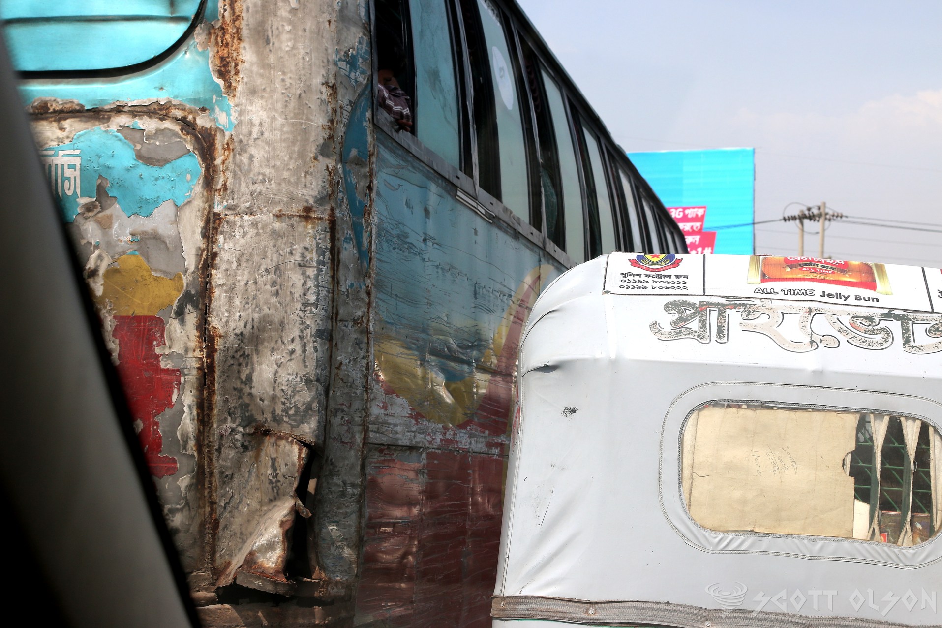 driving-bus-bangladesh