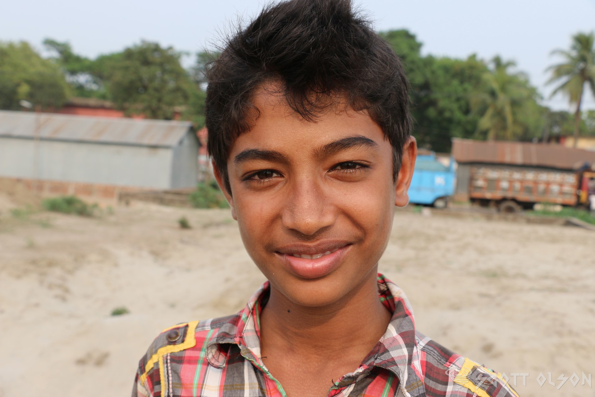 happy-children-bangladesh-smiles